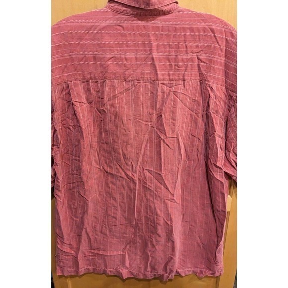 Tommy Bahama Mens medium Faded red 100% Silk Button up Shirt - Picture 3 of 5